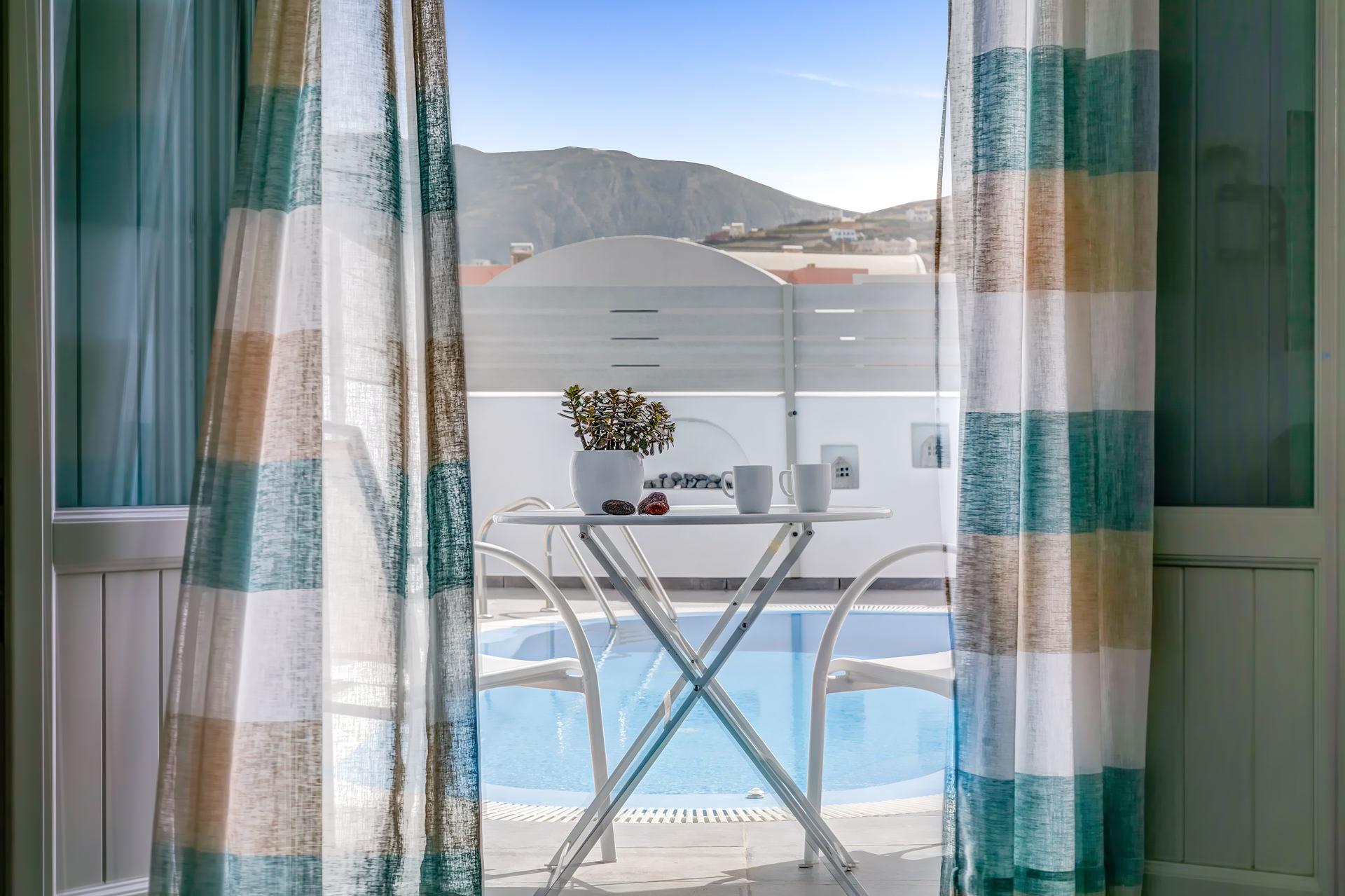 Blue Senses Villas. Suites et Villas de luxe à Santorin